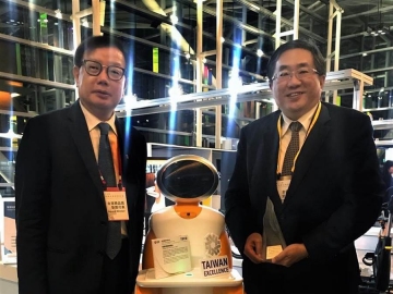 東元智慧送餐服務機器人 獲臺灣精品獎銀質(zhì)獎