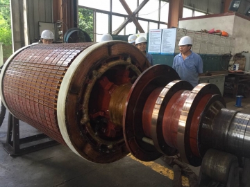 大型高壓電機(jī)使用過(guò)程中應(yīng)該注意什么